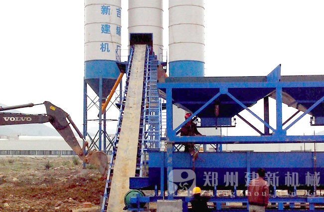 貴州畢節(jié)HZS90混凝土攪拌站現場案例